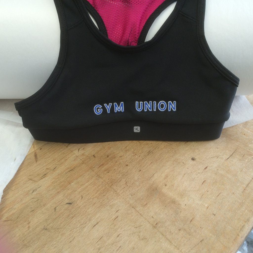 Tee-shirt brodé gym